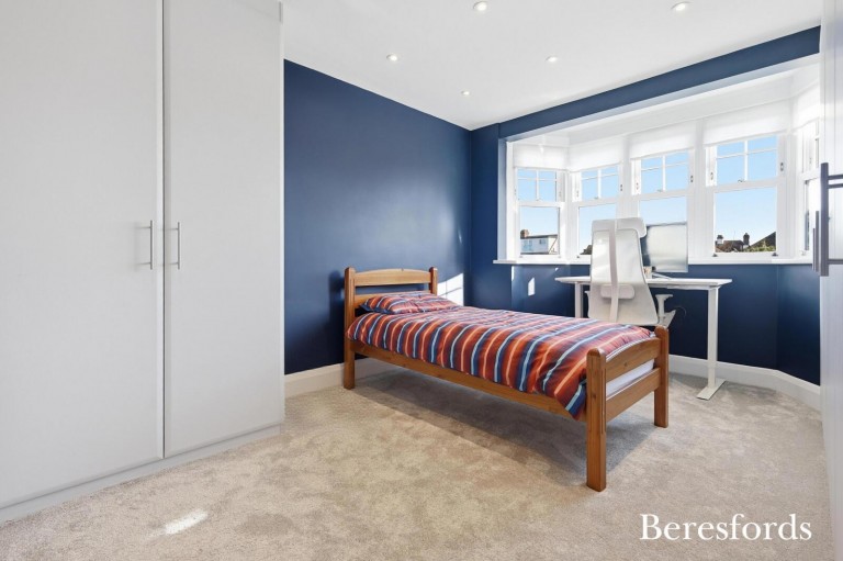 Images for Sycamore Avenue, Upminster, Essex
