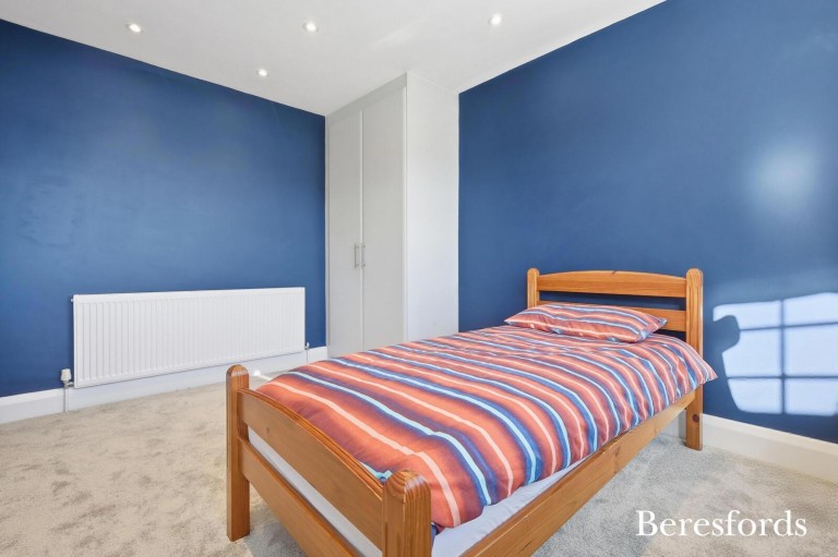 Images for Sycamore Avenue, Upminster, Essex