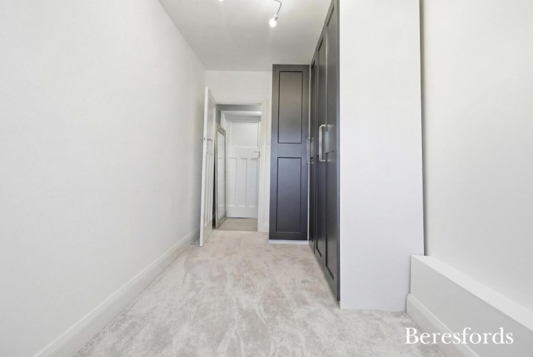 Images for Sycamore Avenue, Upminster, Essex