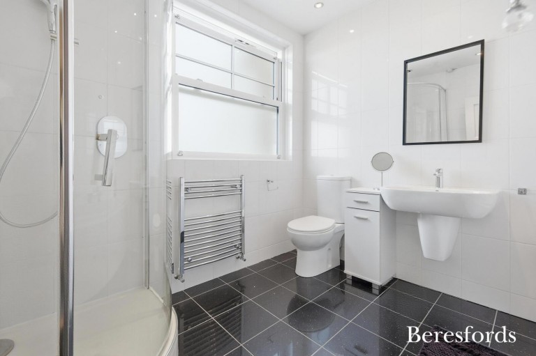 Images for Sycamore Avenue, Upminster, Essex