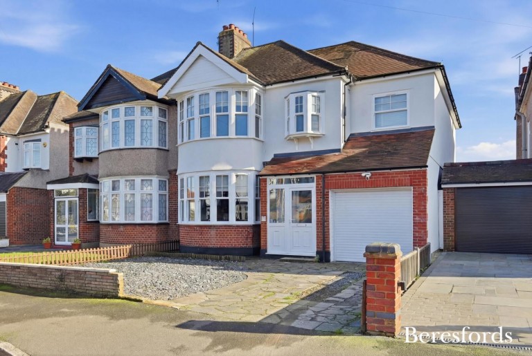 Images for Sycamore Avenue, Upminster, Essex