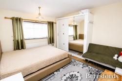 Images for Swindon Lane, Romford, Essex