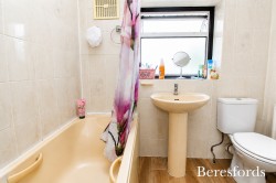 Images for Swindon Lane, Romford, Essex