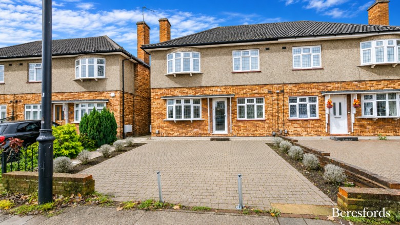 Click the photo for more details of Gidea Park, Romford, Essex