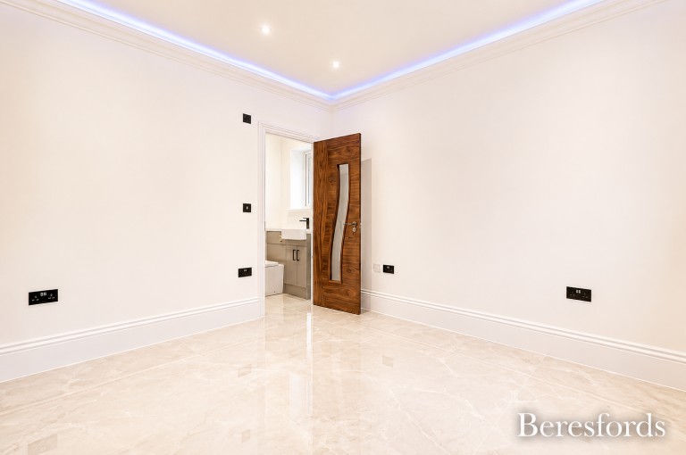Images for Garland Way, Hornchurch, Essex