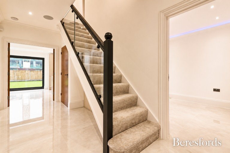 Images for Garland Way, Hornchurch, Essex