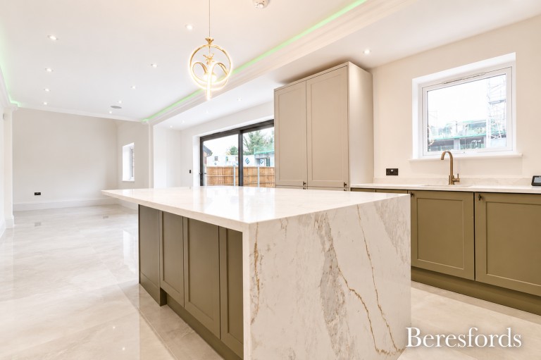 Images for Garland Way, Hornchurch, Essex