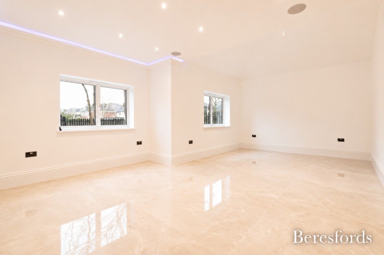 Images for Garland Way, Hornchurch, Essex