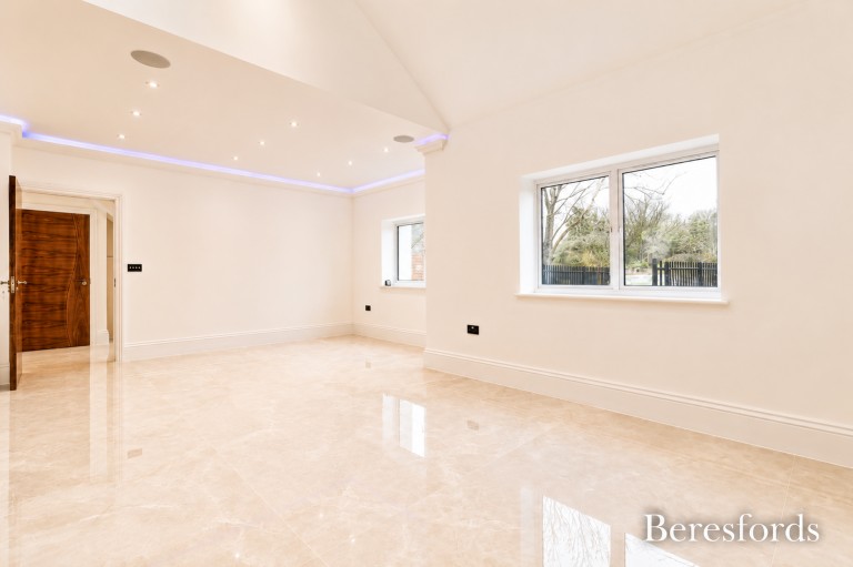 Images for Garland Way, Hornchurch, Essex