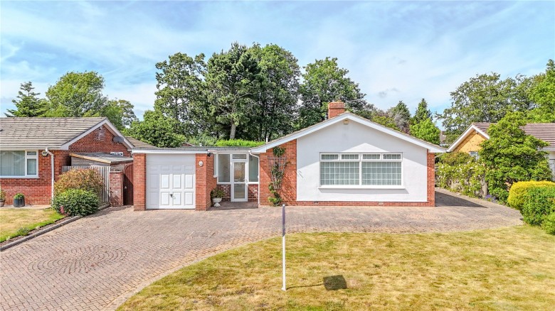 Click the photo for more details of Highcliffe On Sea, Christchurch, Dorset