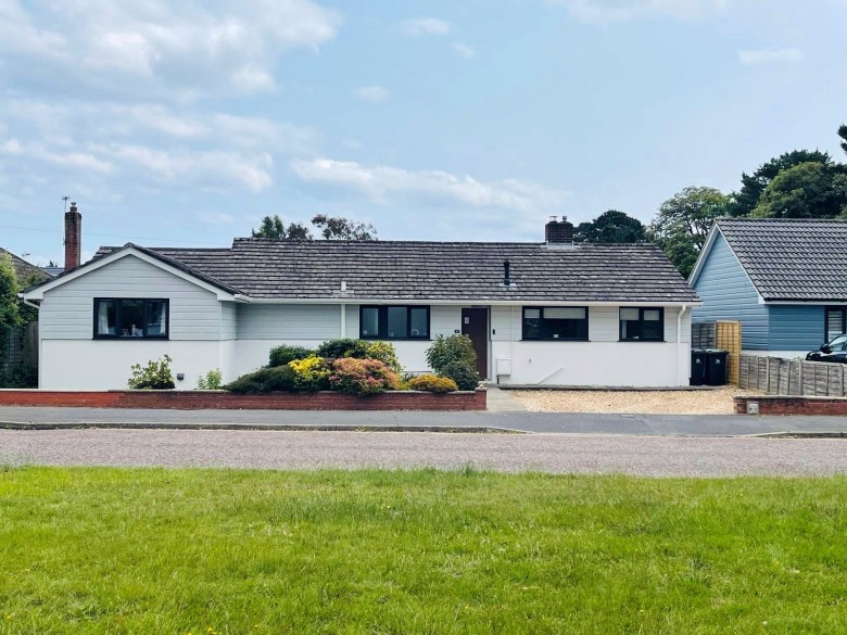 Click the photo for more details of Highcliffe on Sea, Christchurch, Dorset