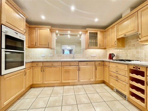 Click the photo for more details of Highcliffe On Sea, Christchurch, Dorset