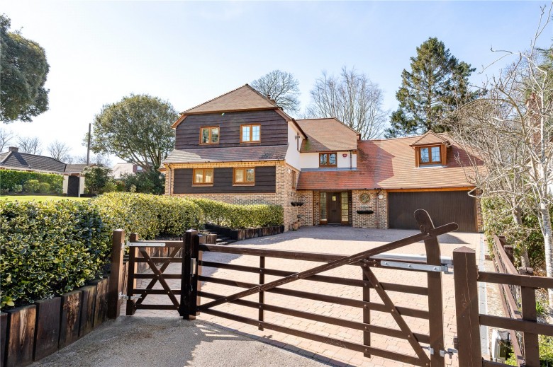Click the photo for more details of Highcliffe On Sea, Christchurch, Dorset