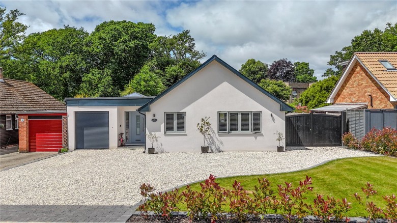 Click the photo for more details of Highcliffe On Sea, Christchurch, Dorset