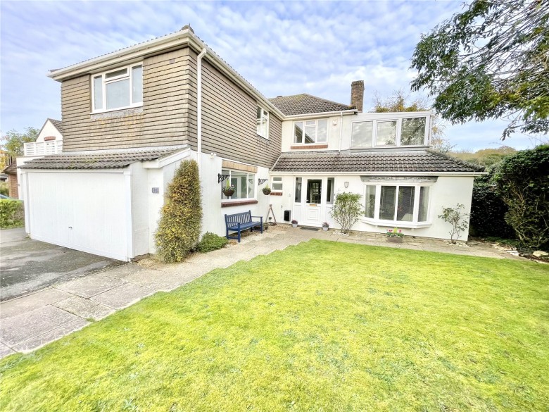 Click the photo for more details of Friars Cliff, Christchurch, Dorset