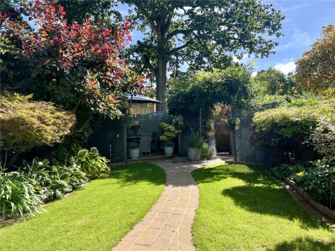 Click the photo for more details of Highcliffe On Sea, Christchurch, Dorset