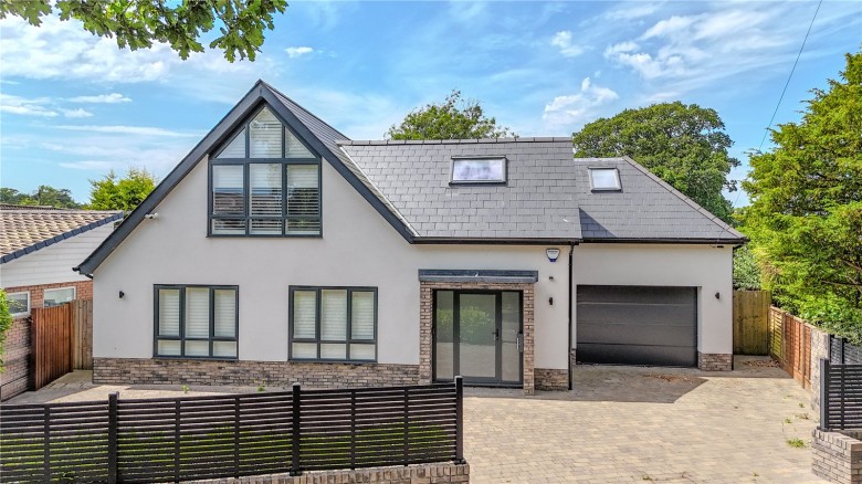 Click the photo for more details of Highcliffe On Sea, Christchurch, Dorset