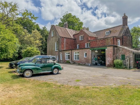 Click the photo for more details of Sopley, Christchurch