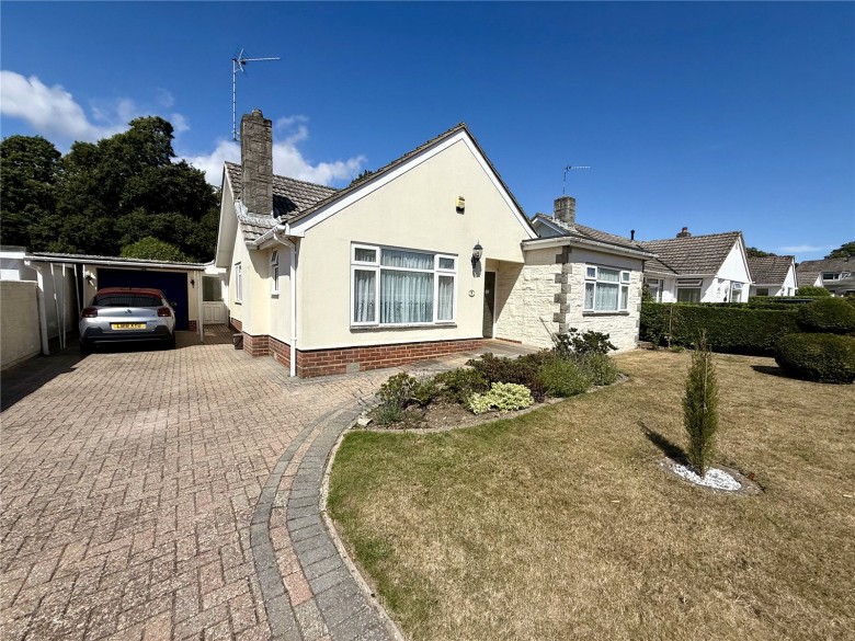 Click the photo for more details of Highcliffe On Sea, Christchurch, Dorset