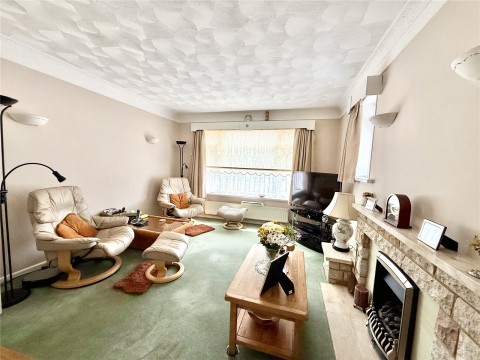 Click the photo for more details of Highcliffe On Sea, Christchurch, Dorset
