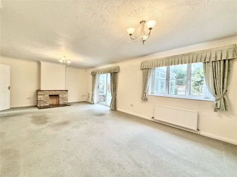 Click the photo for more details of Highcliffe On Sea, Christchurch, Dorset