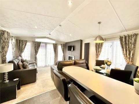 Click the photo for more details of Highcliffe On Sea, Christchurch, Dorset