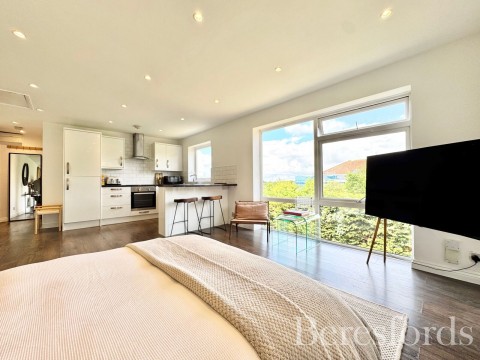Click the photo for more details of Hornchurch