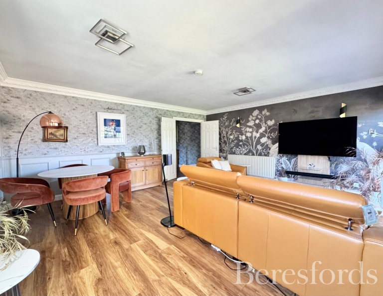 Images for Parkstone Avenue, Hornchurch