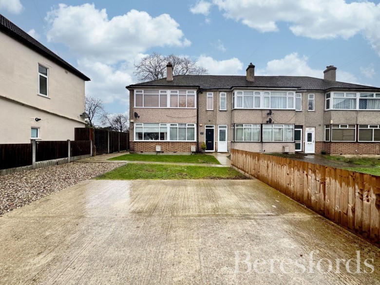 Click the photo for more details of Hornchurch