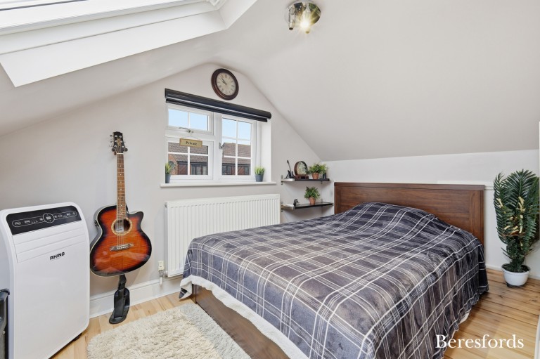Images for Rainham