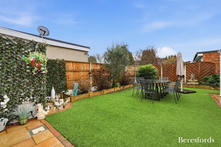 Images for Rainham