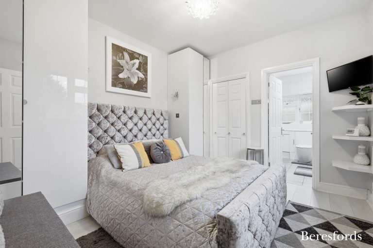 Images for Rainham