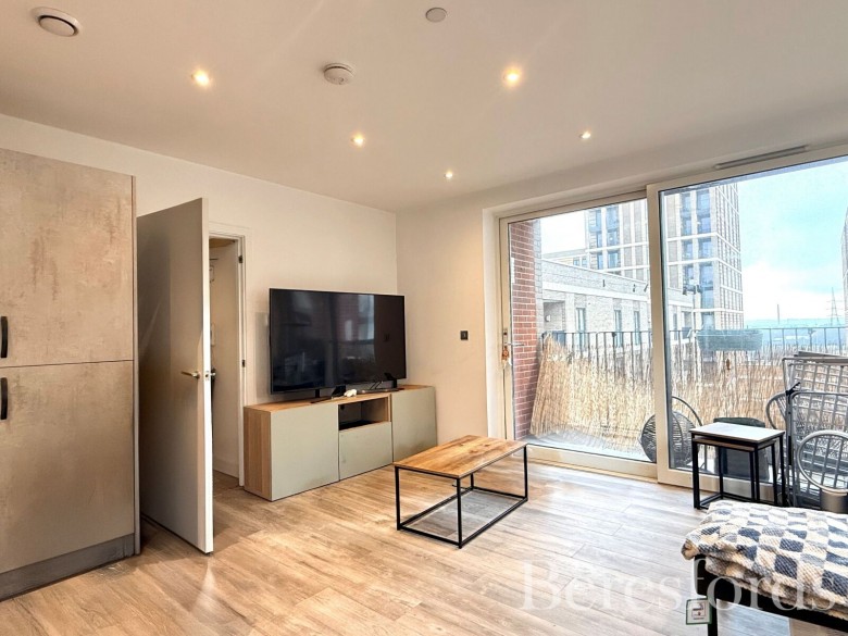 Click the photo for more details of Rainham