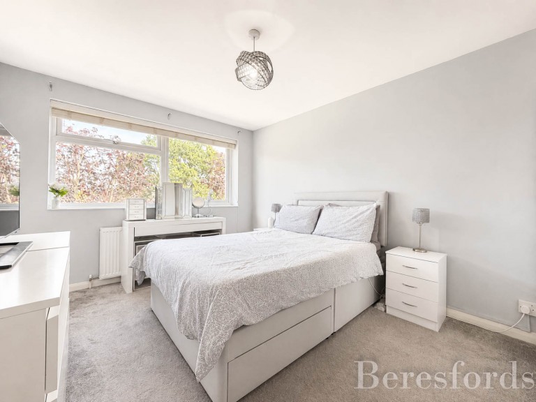 Images for Randall Drive, Hornchurch