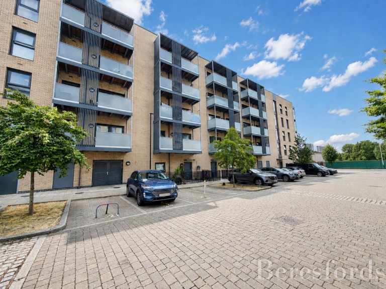 Images for Rainham