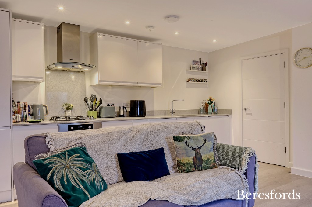Floorplans For Faringdon Avenue, 1A Faringdon Avenue, Romford