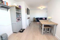 Images for Faringdon Avenue, Romford, Essex