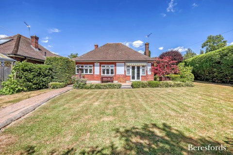 Click the photo for more details of Stapleford Abbotts, Romford, Essex