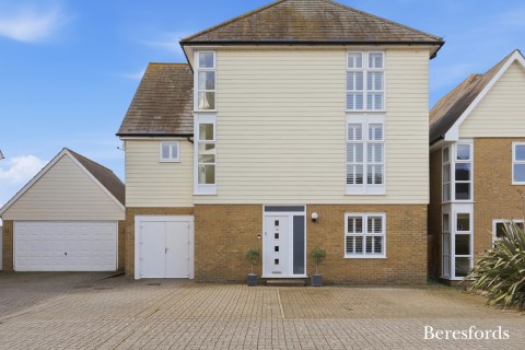 Click the photo for more details of Heybridge, Maldon, Essex