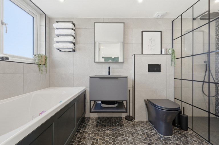 Images for The Mount, Romford, Essex