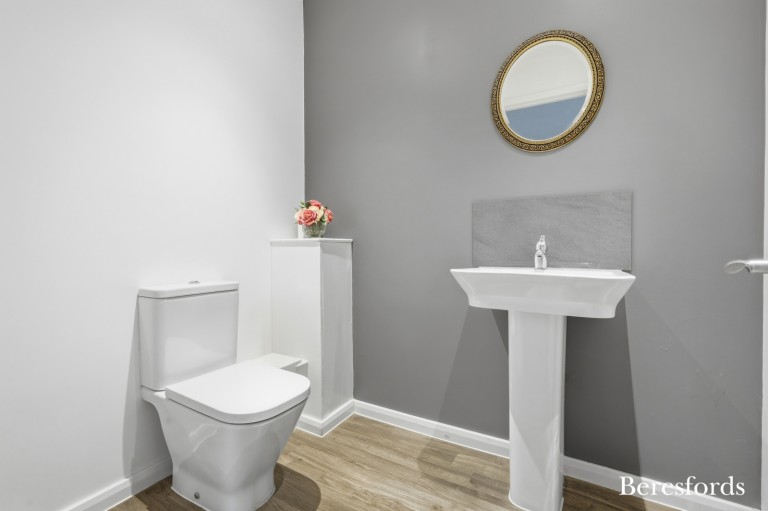 Images for Nine Ashes, Ingatestone, Essex