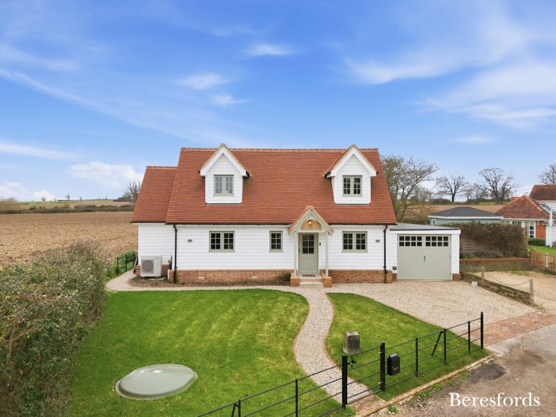 Click the photo for more details of Padhams Green, Mountnessing, Essex