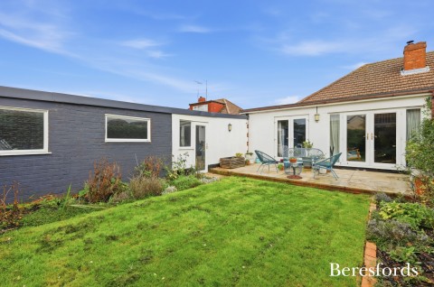 Click the photo for more details of Mountnessing, Brentwood, Essex