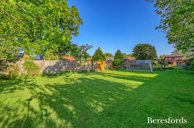 Images for Hook End, Brentwood, Essex