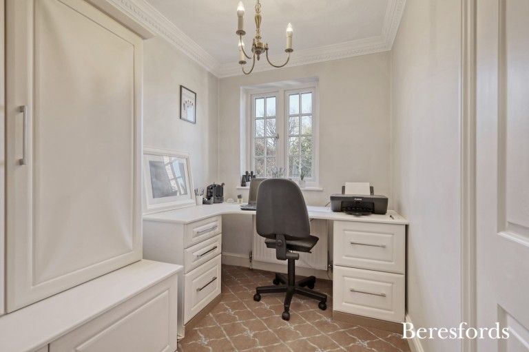 Images for Hook End, Brentwood, Essex