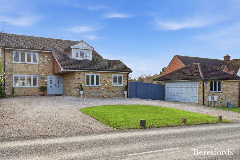 Click the photo for more details of Ramsden Heath, Billericay, Essex