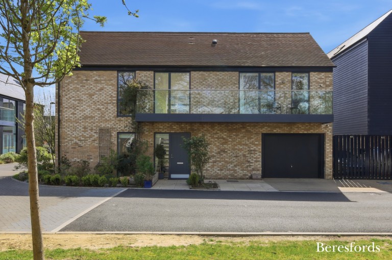Images for Chelmsford Garden, Chelmsford, Essex