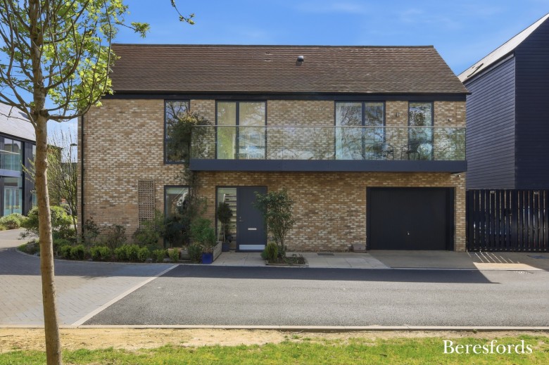 Click the photo for more details of Chelmsford Garden, Chelmsford, Essex
