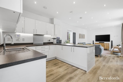 Click the photo for more details of Chelmsford Garden, Chelmsford, Essex