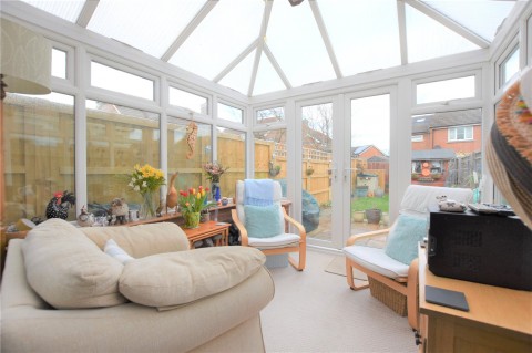 Click the photo for more details of Weavercroft, Didcot, OX11